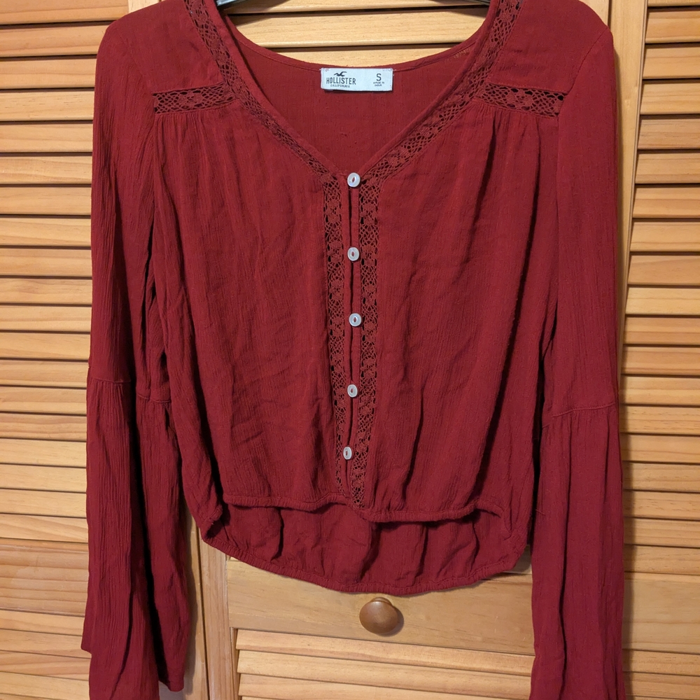 Hollister Women's Red Button-Up Top